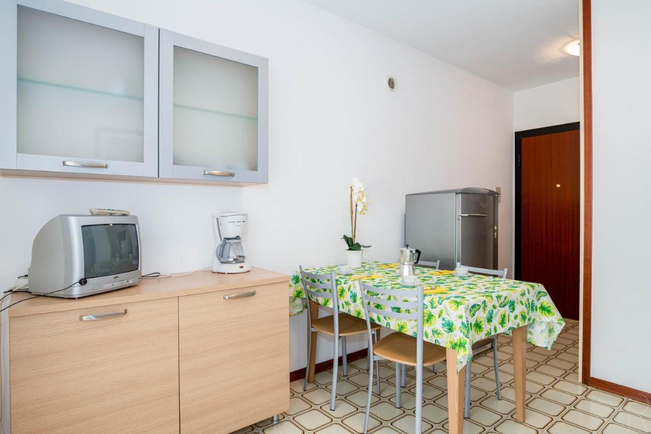 Sole B Daire Bibione Dış mekan fotoğraf